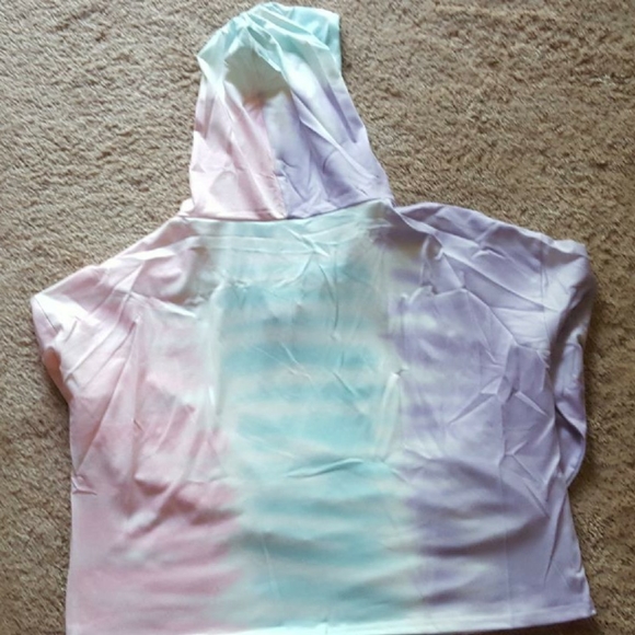 New womens tye dye hoodie sz XL short - Picture 3 of 3